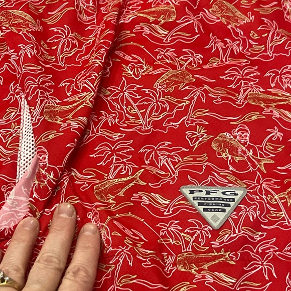 Columbia PFG Camp Shirt Men’s Sz Large Red Fish Print Vented Short Sleeve - Picture 9 of 12